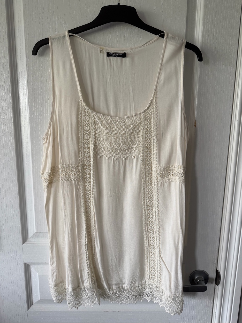 Plus Size Point Zero Cream Lace-Trim Sleeveless Top